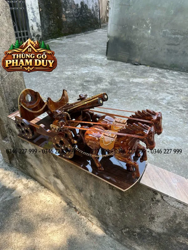 2 ngựa kéo xe