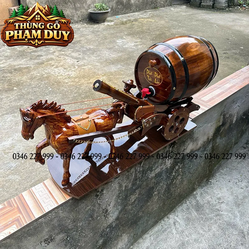 xe ngựa kéo bình rượu phòng khách