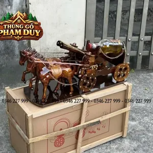 Song Mã Thần Công – Đồ Gỗ Trang Trí Đựng Chai Rượu Chivas, Vang