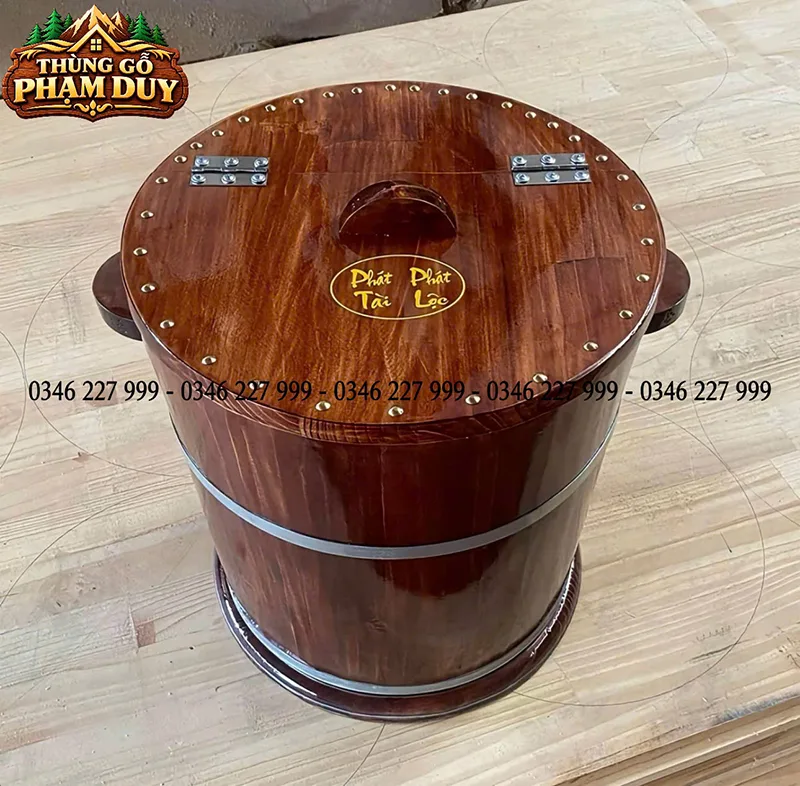 thùng đựng gạo dung tích chứa 20kg gạo với lắp bản lề 1/2