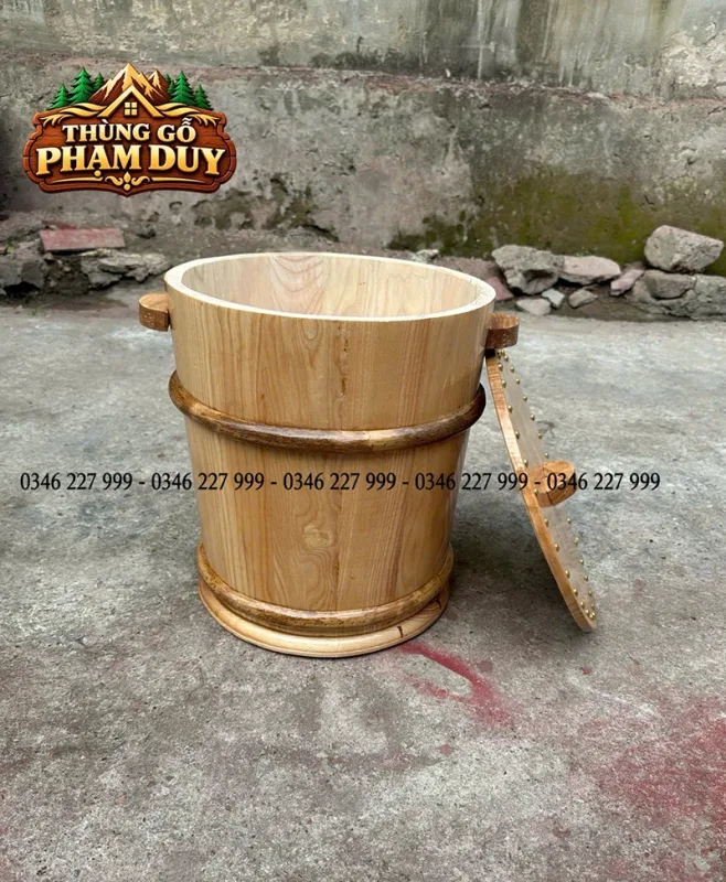 thùng gạo gỗ sồi 10kg nhỏ xinh